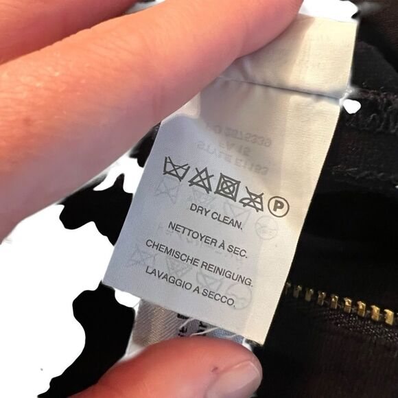 J. Crew black pixie pants. Size 2 - Picture 4 of 7